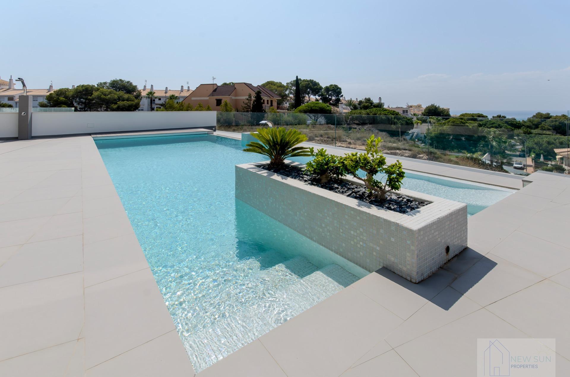 For sale of villa in Orihuela Costa