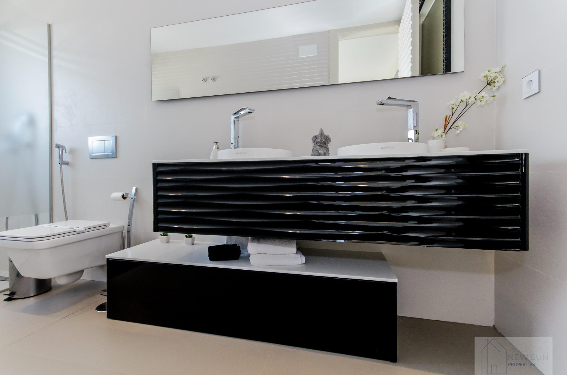 For sale of villa in Orihuela Costa