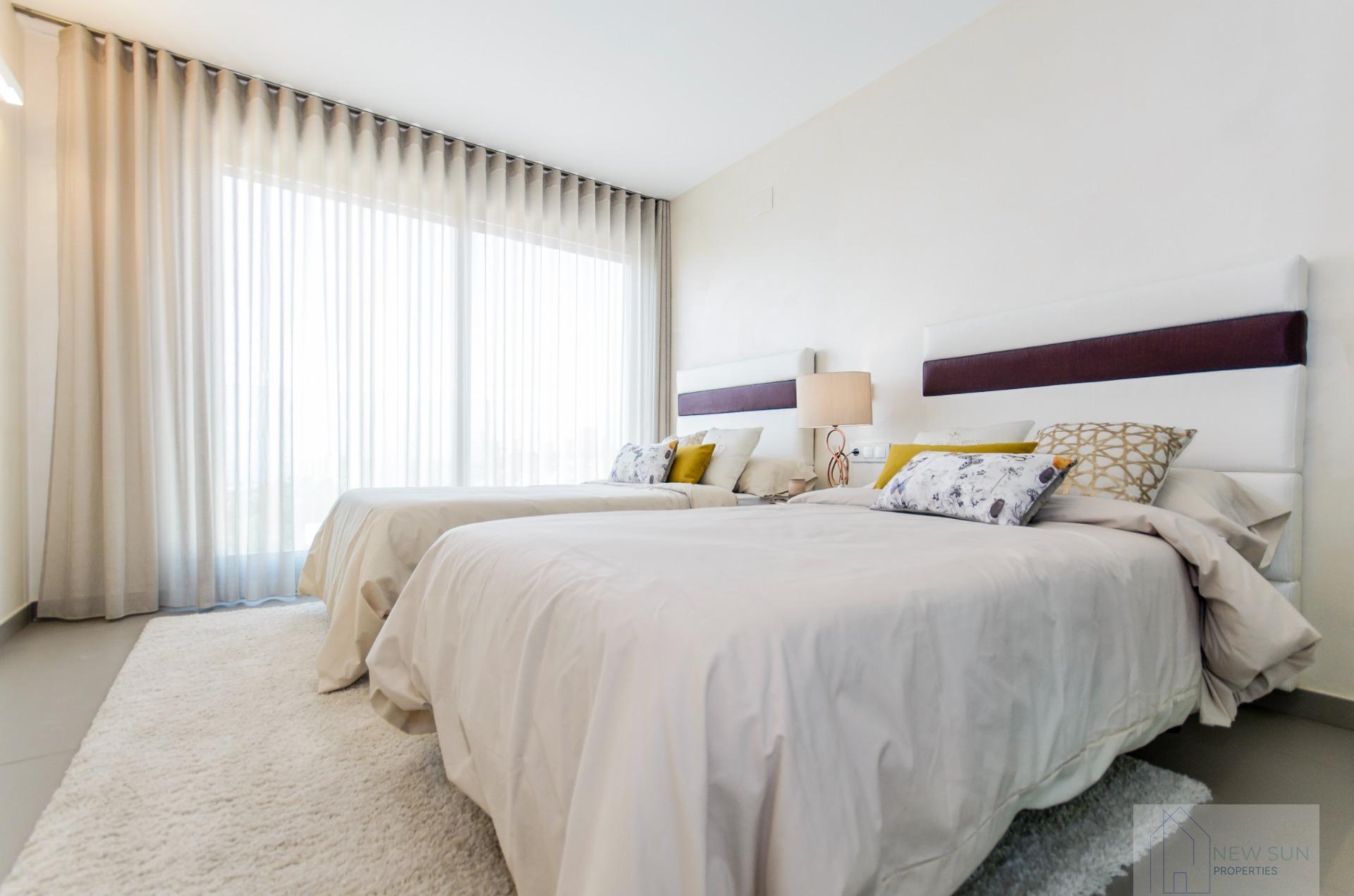 For sale of villa in Orihuela Costa