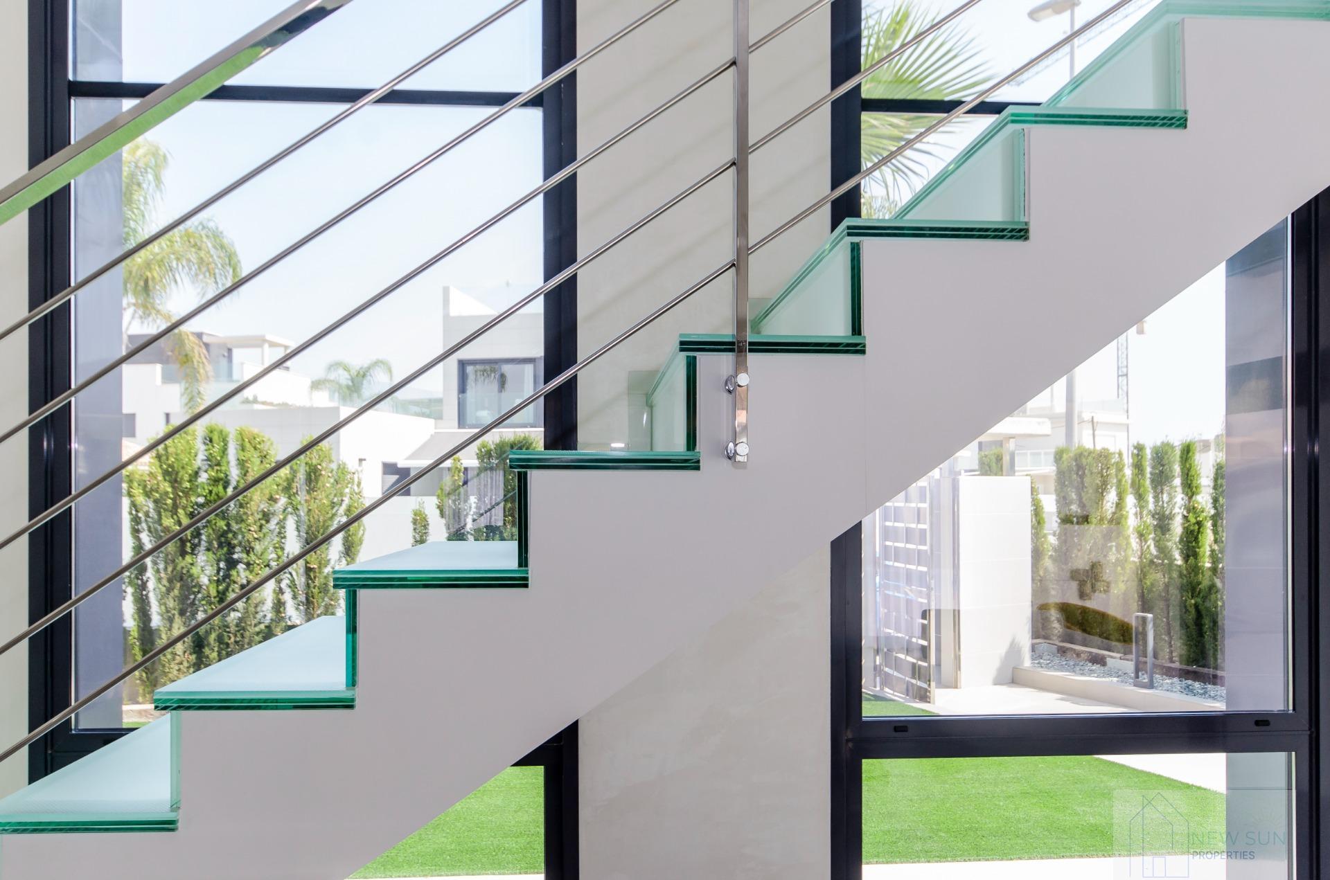 For sale of villa in Orihuela Costa