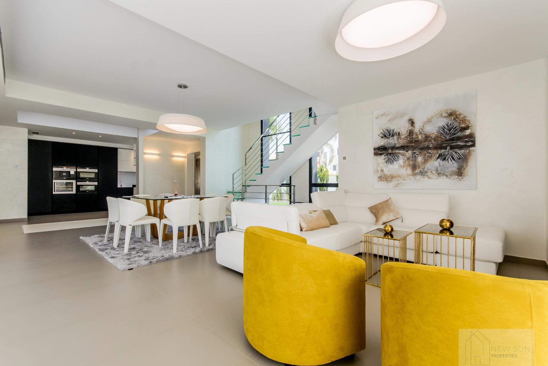 For sale of villa in Orihuela Costa