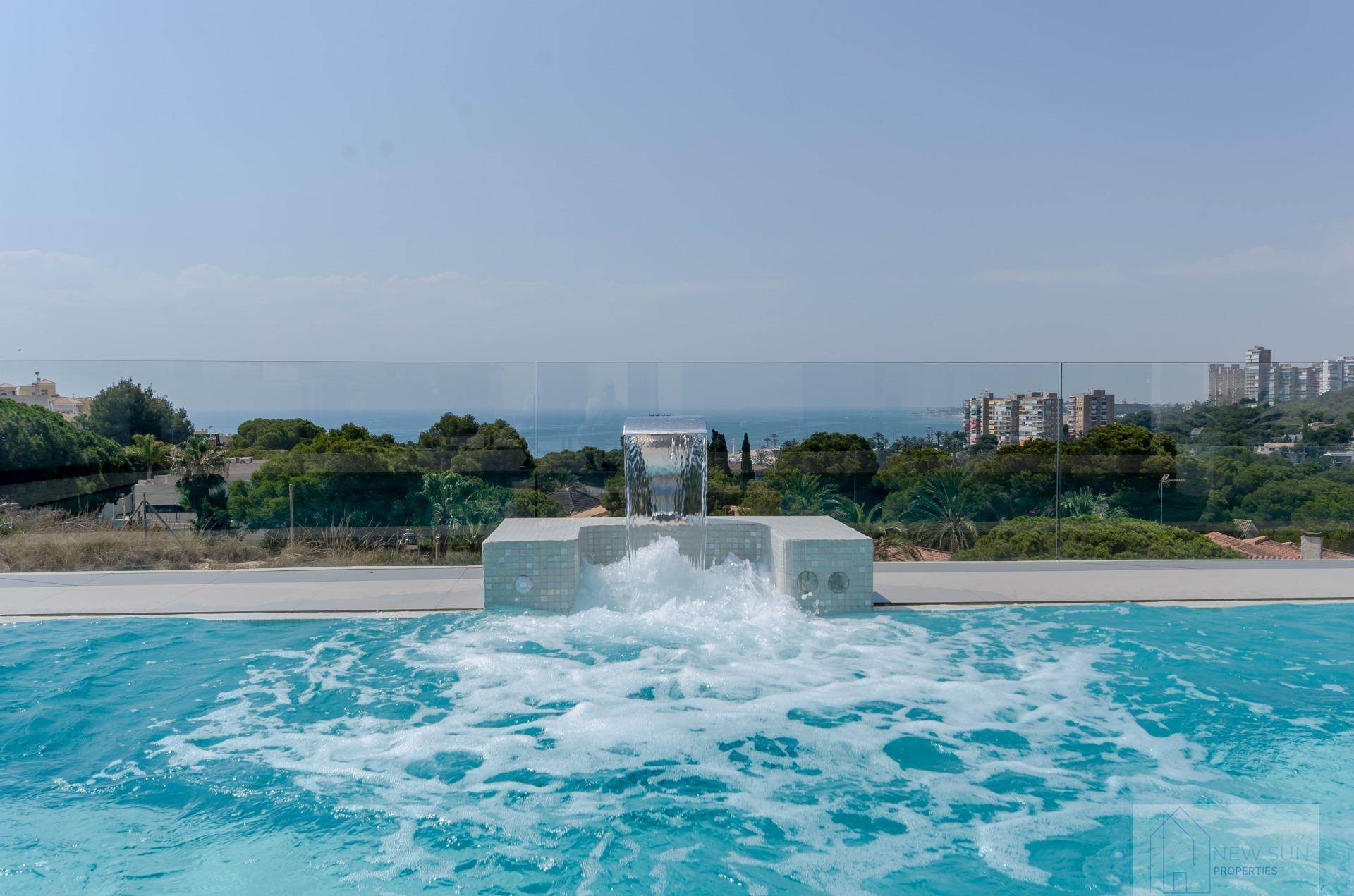 For sale of villa in Orihuela Costa