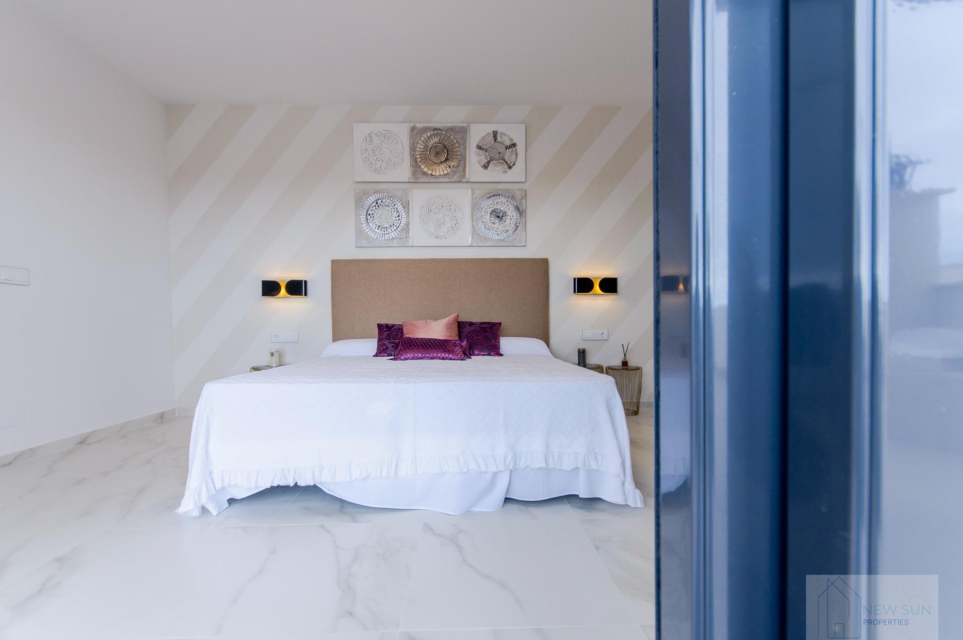 For sale of villa in Orihuela Costa