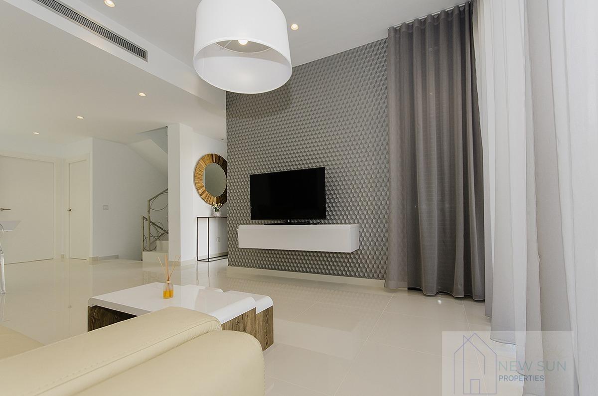Venta de villa en Orihuela Costa