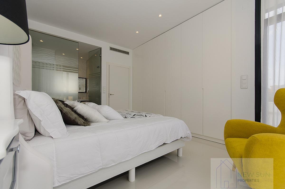 Venta de villa en Orihuela Costa