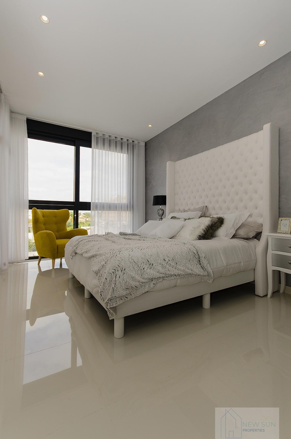 Venta de villa en Orihuela Costa
