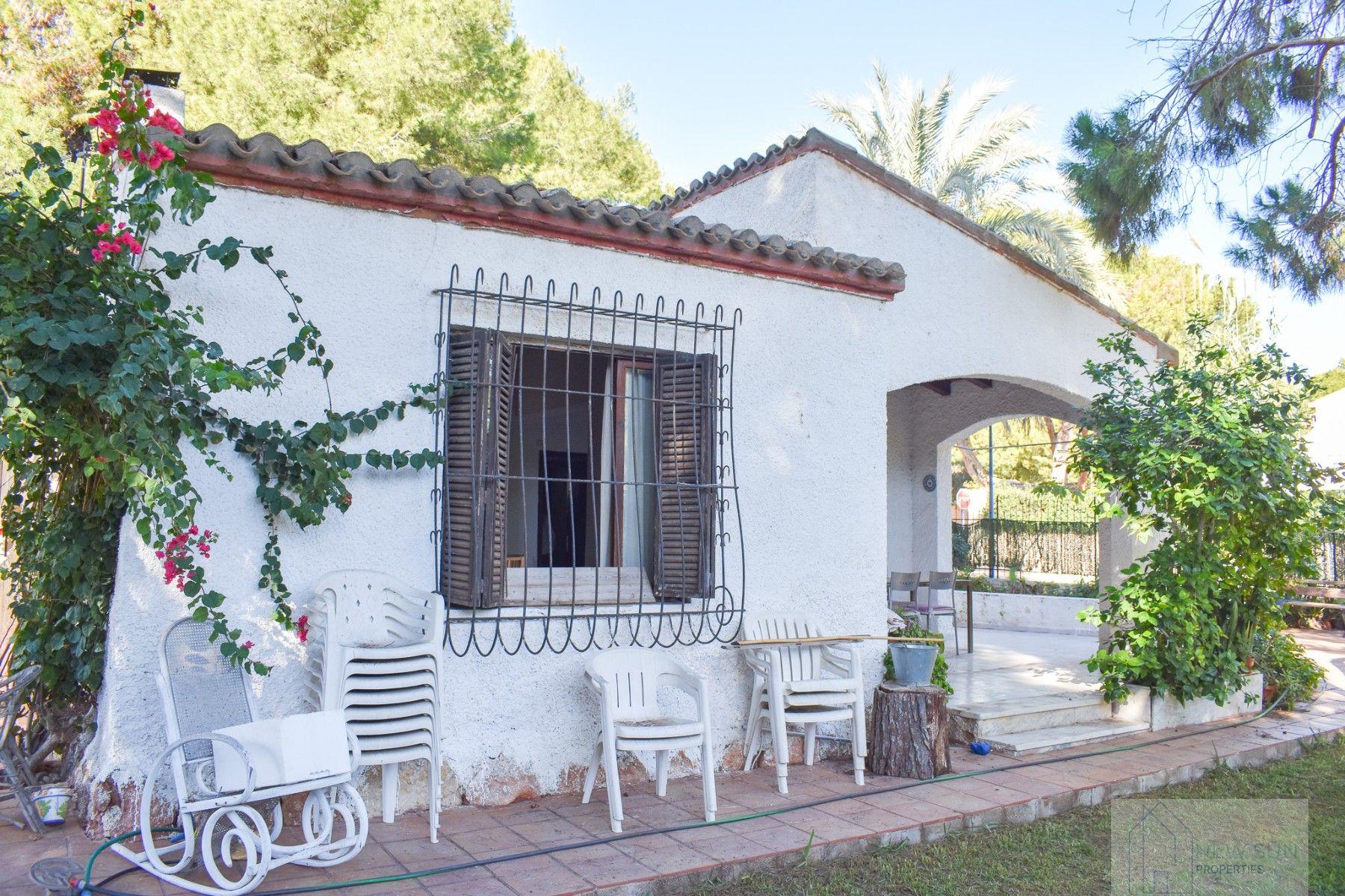 For sale of chalet in Orihuela Costa