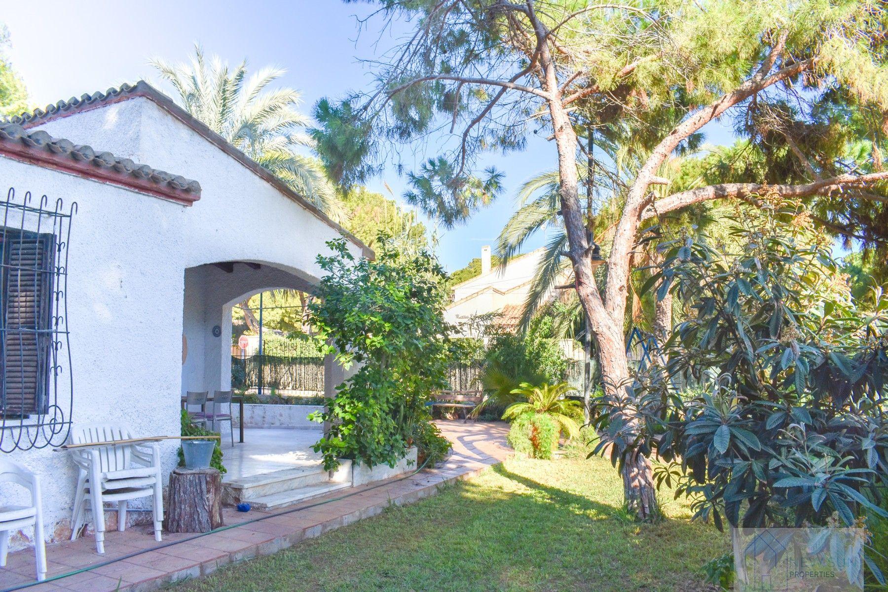 For sale of chalet in Orihuela Costa