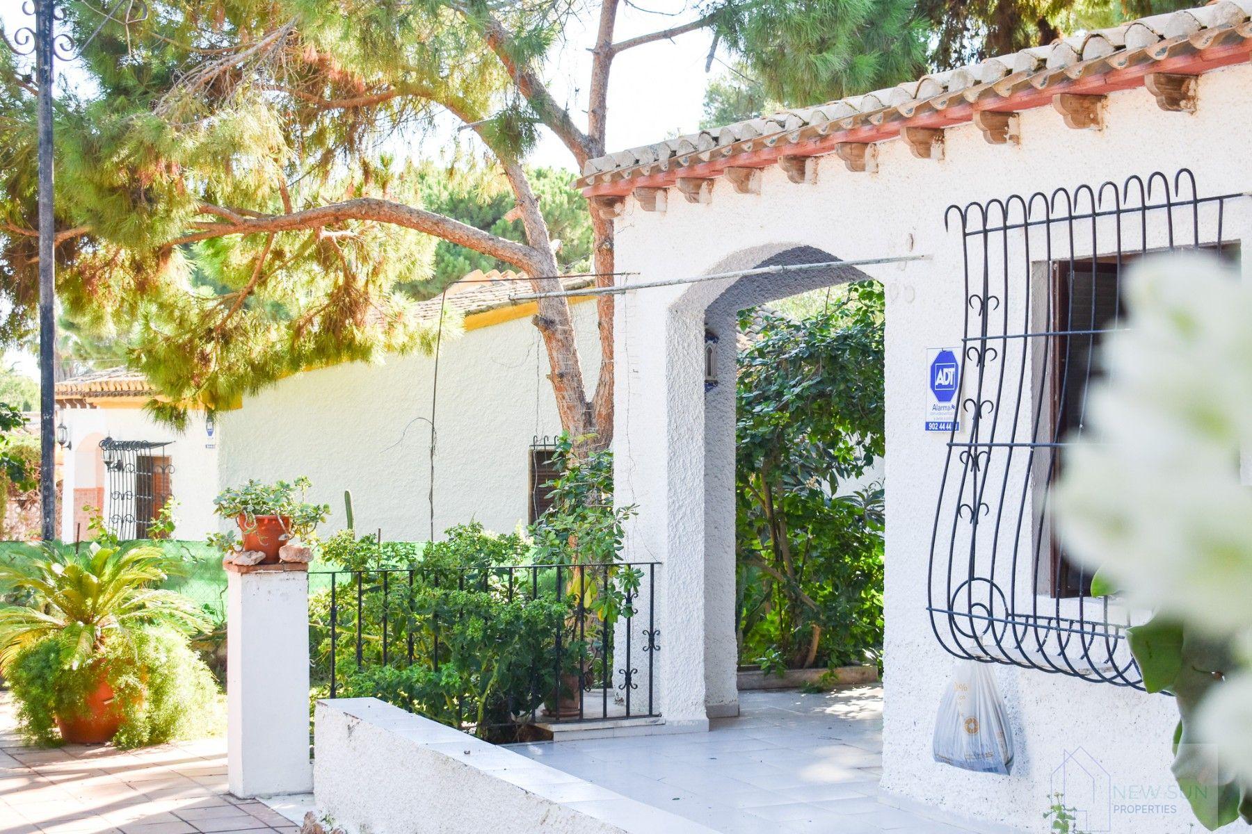 For sale of chalet in Orihuela Costa