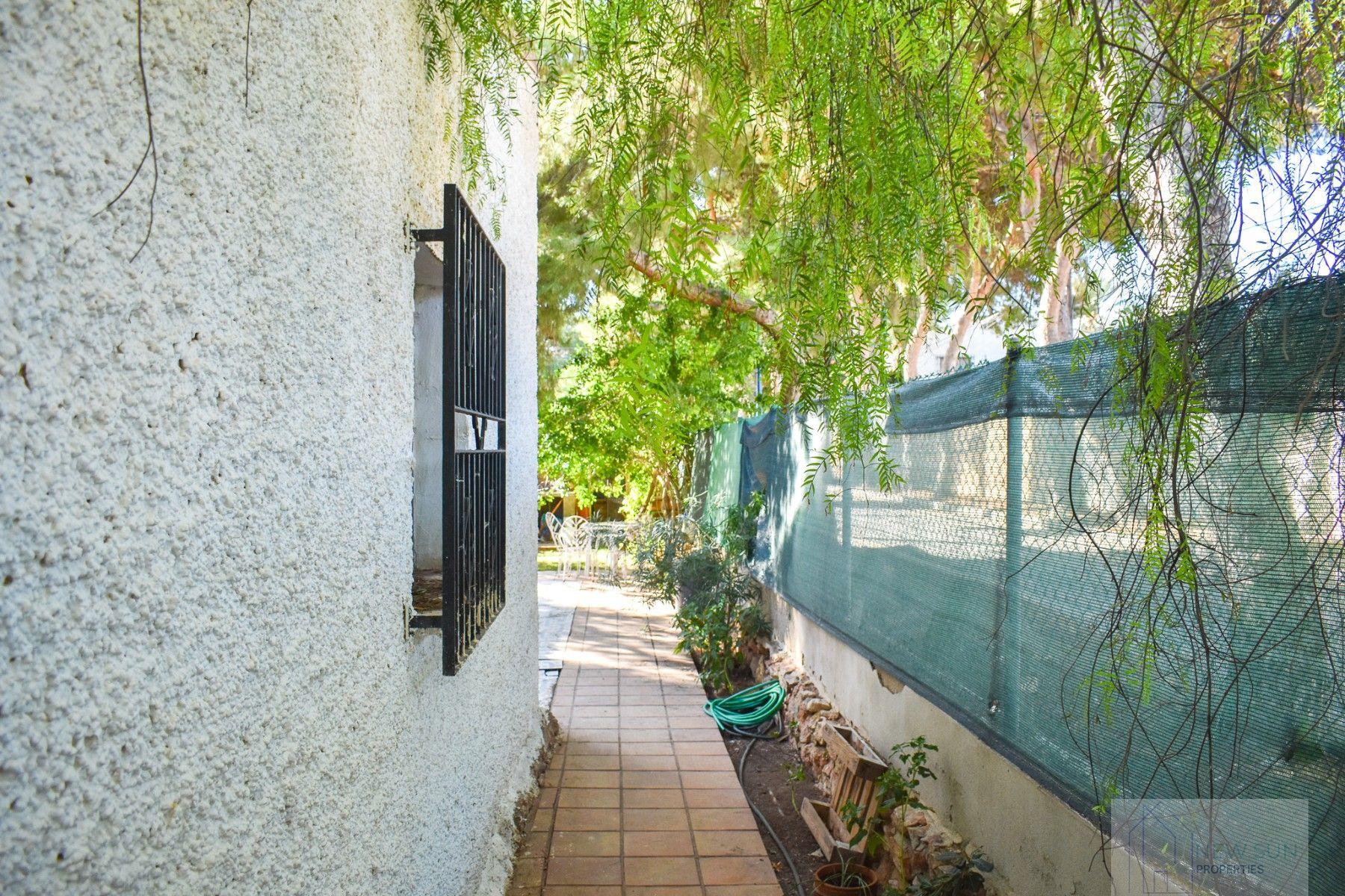 For sale of chalet in Orihuela Costa