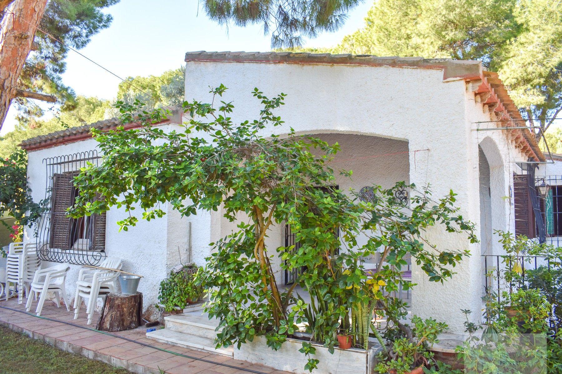For sale of chalet in Orihuela Costa