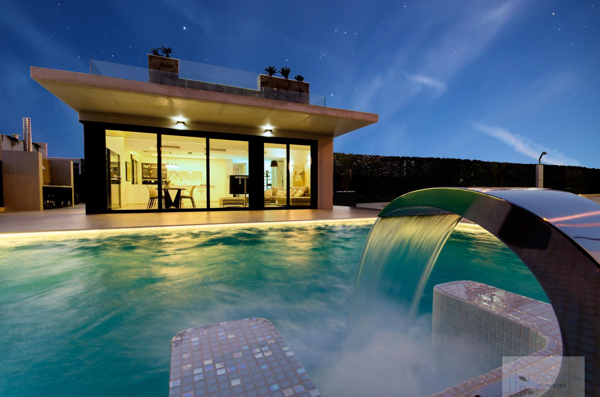 For sale of villa in Orihuela Costa