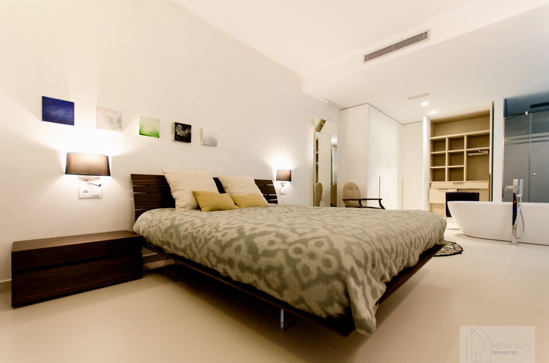 For sale of villa in Orihuela Costa