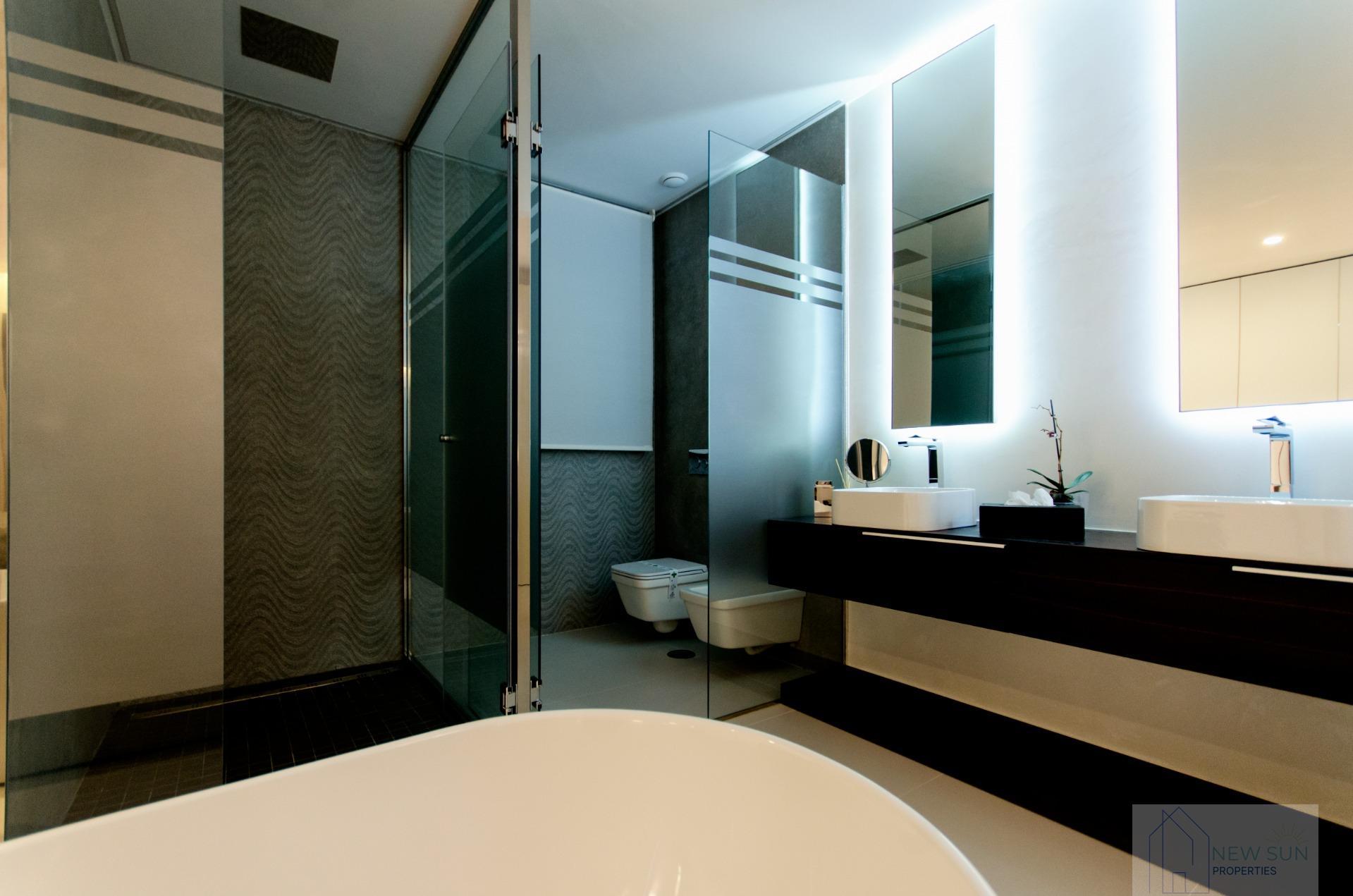 For sale of villa in Orihuela Costa