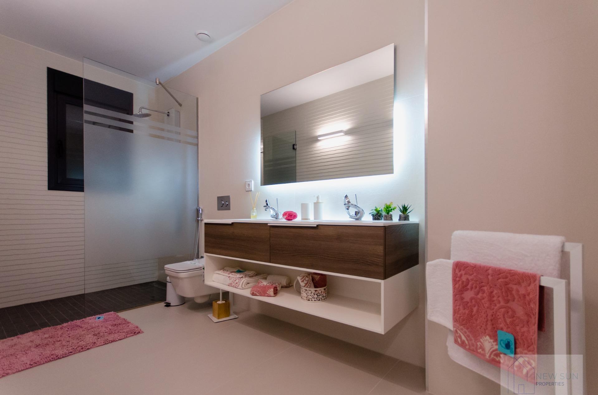 For sale of villa in Orihuela Costa