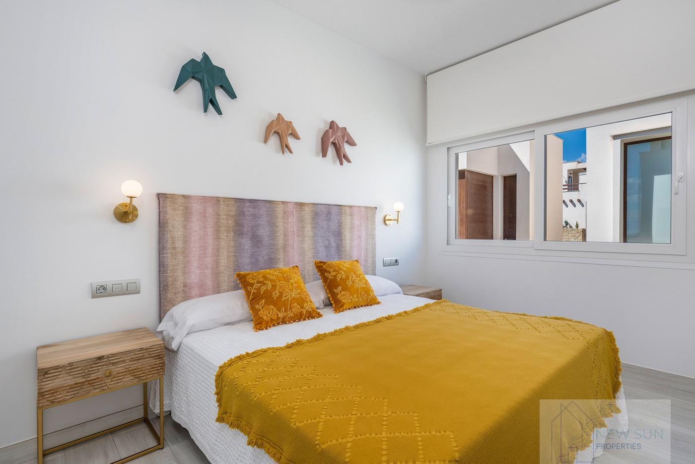 Venta de villa en Los Montesinos