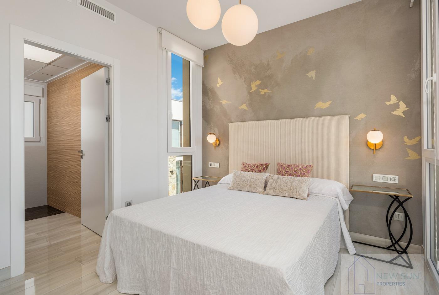 Venta de villa en Los Montesinos