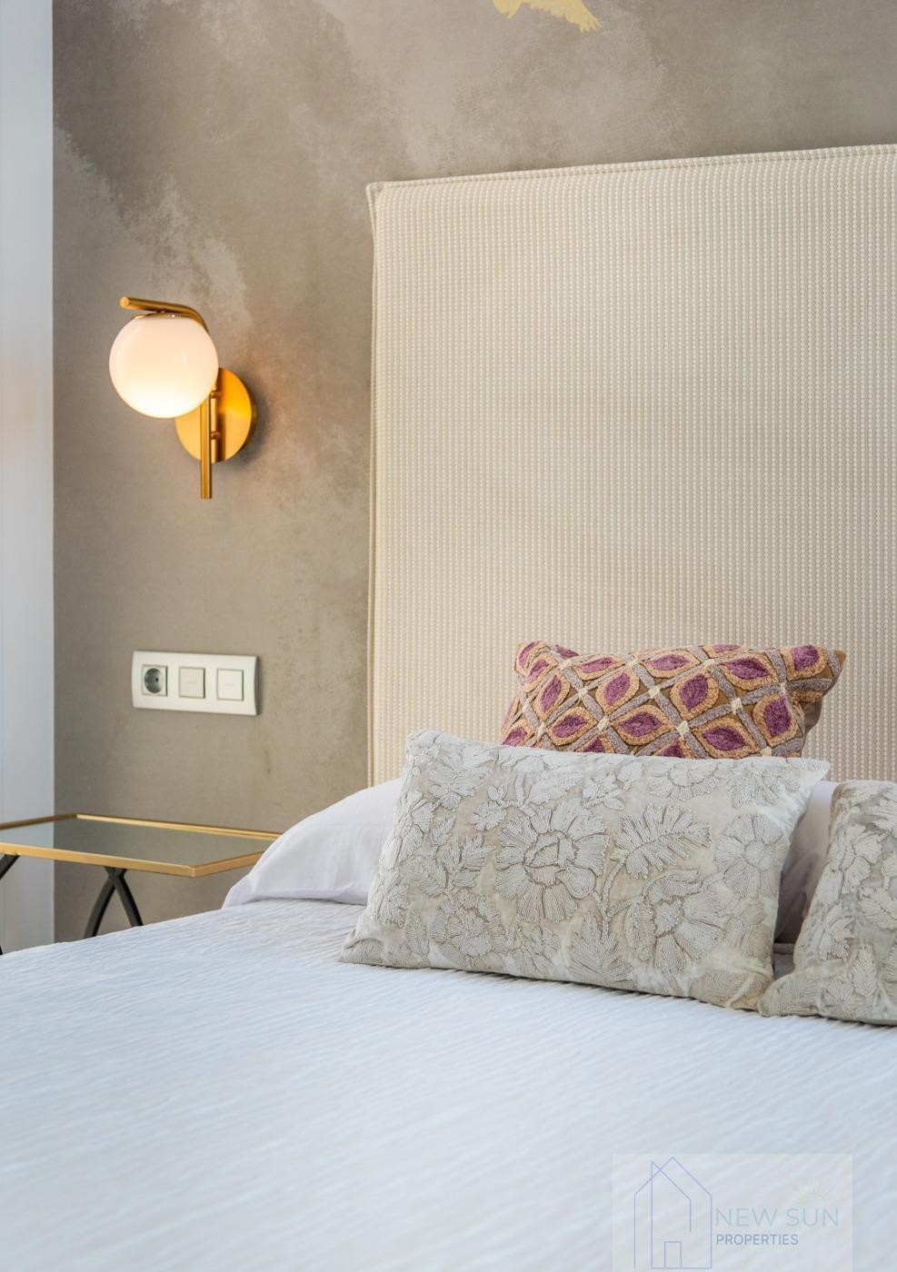 Venta de villa en Los Montesinos