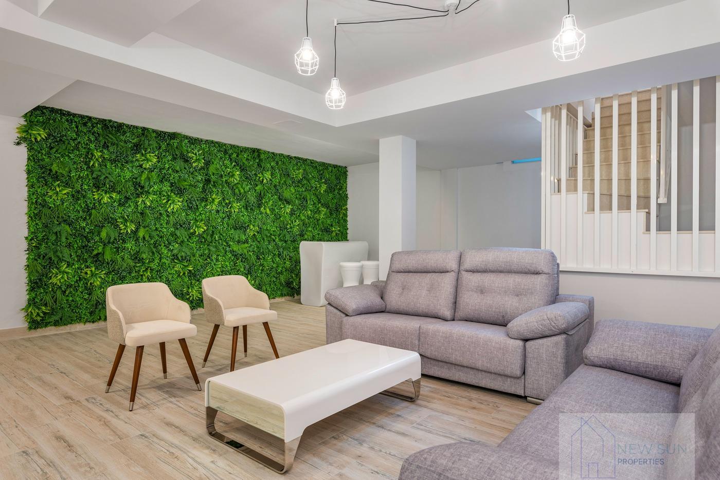 Venta de villa en Los Montesinos