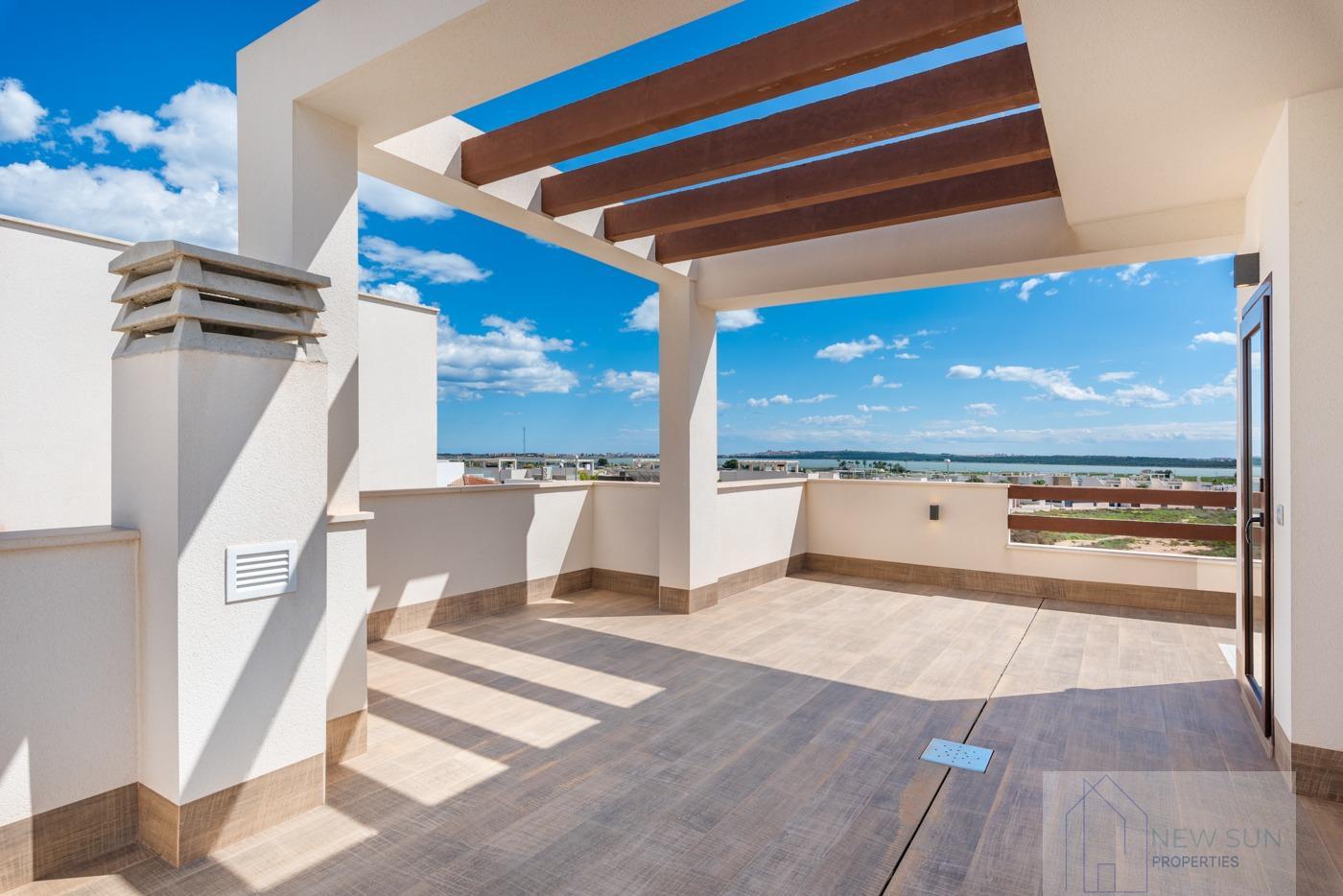Venta de villa en Los Montesinos