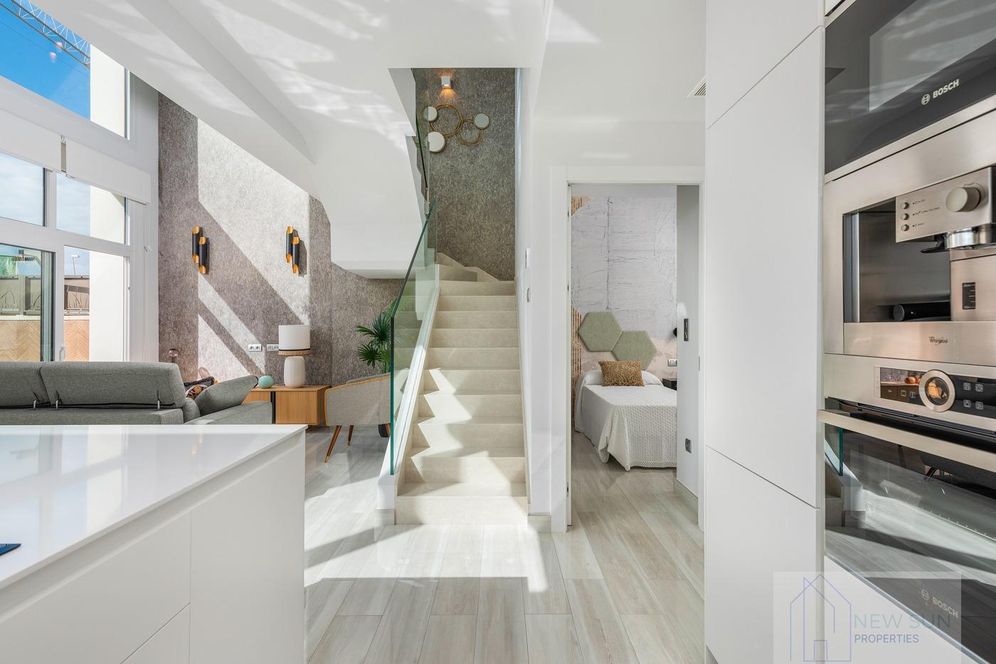 Venta de villa en Los Montesinos
