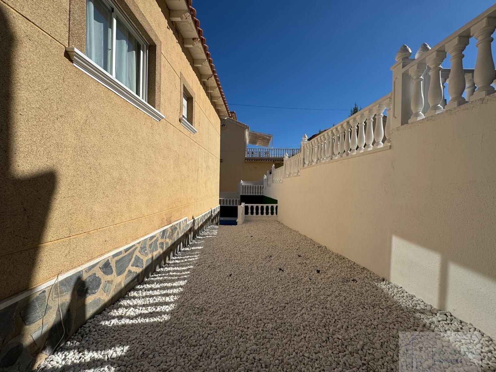 Venta de villa en Orihuela Costa