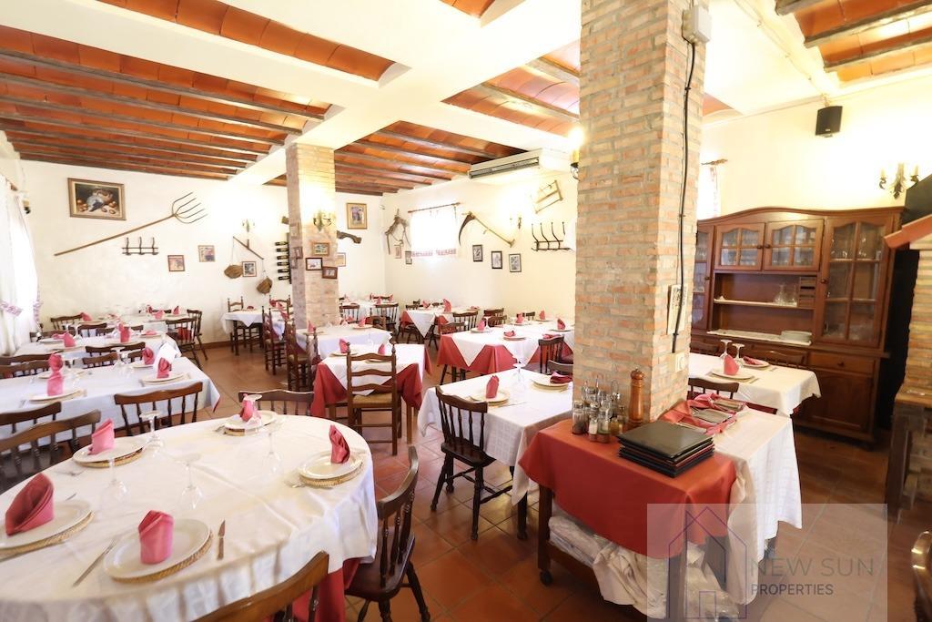 For sale of chalet in Orihuela Costa