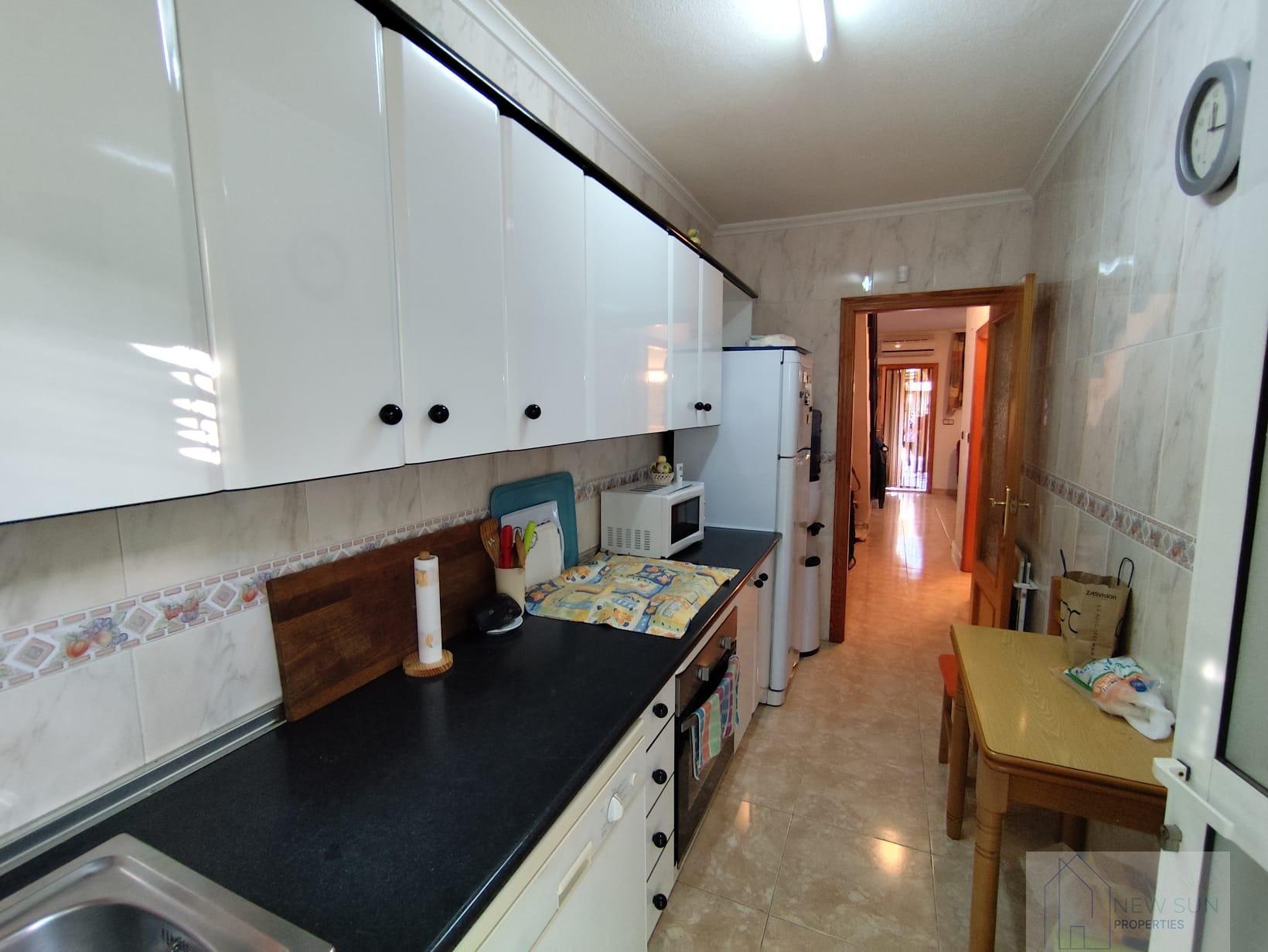For sale of duplex in Los Alcázares