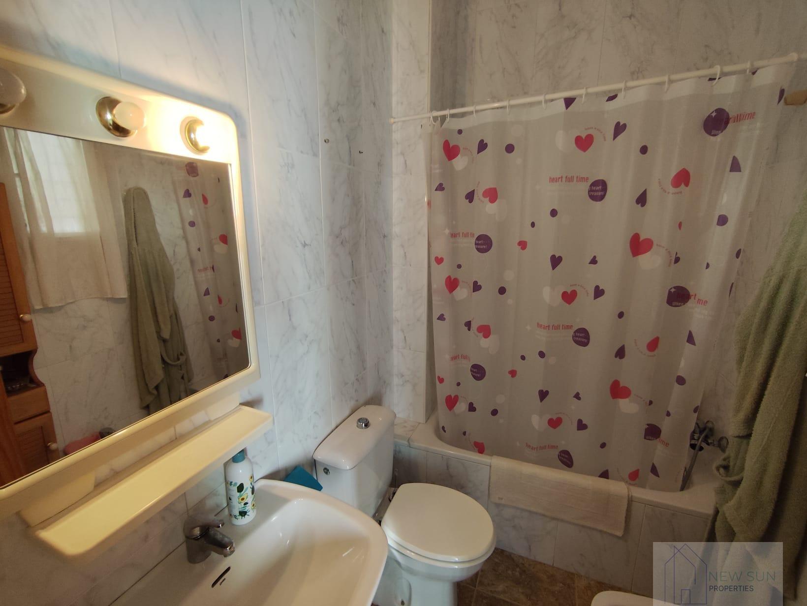 For sale of duplex in Los Alcázares