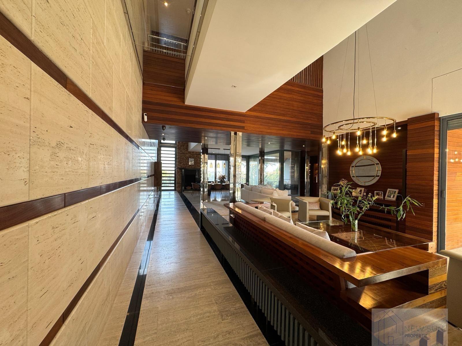 For sale of villa in Orihuela Costa