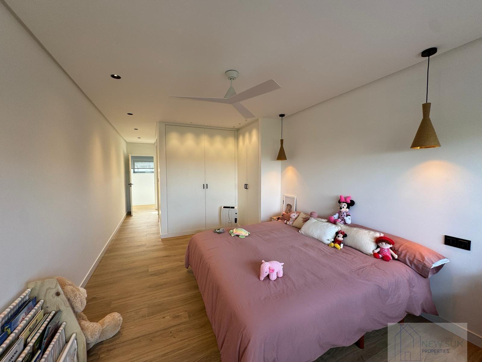 For sale of villa in Orihuela Costa