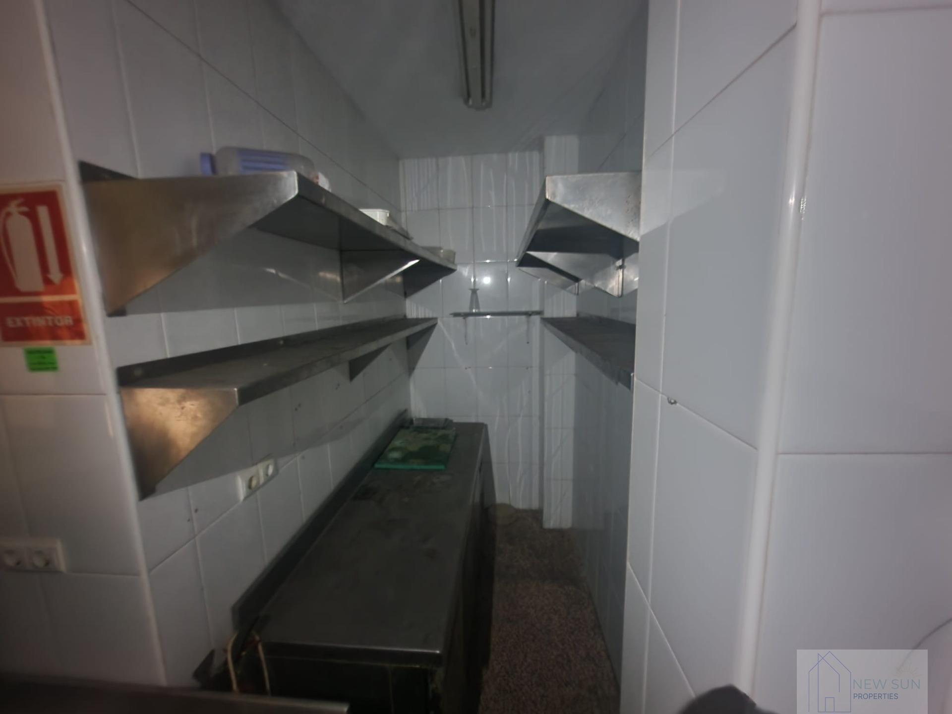 Venta de local en Torrevieja