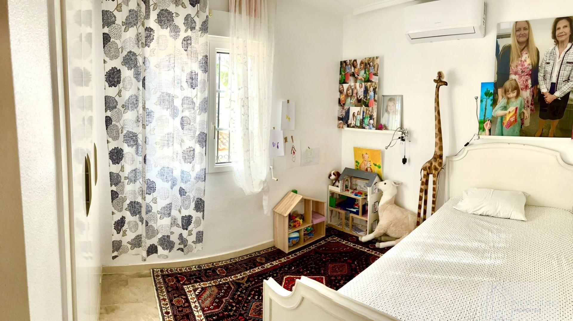 For sale of bungalow in Orihuela Costa