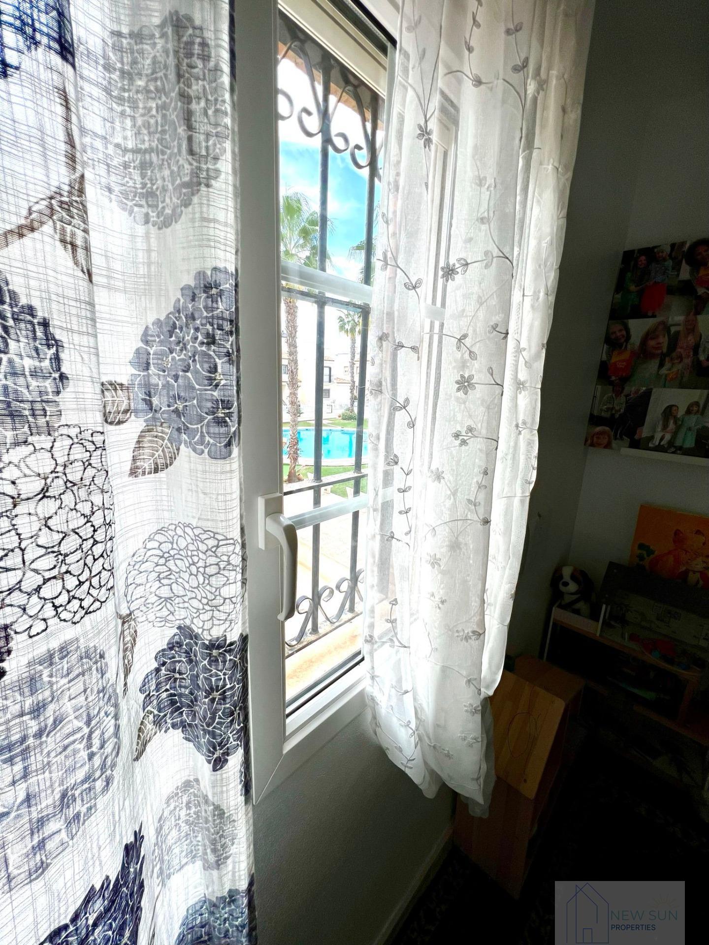 For sale of bungalow in Orihuela Costa