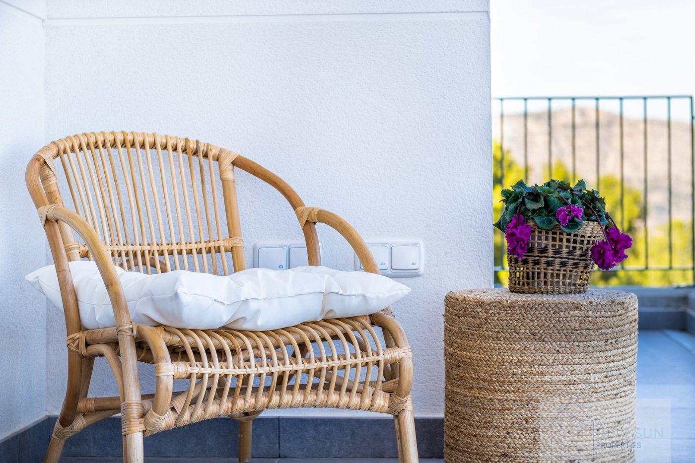 For sale of villa in Polop