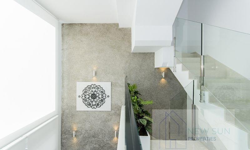 For sale of villa in Rojales