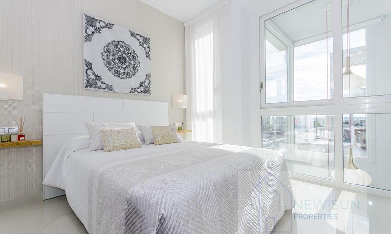 For sale of villa in Rojales