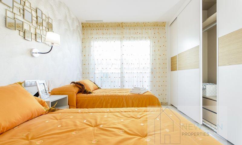 For sale of villa in Rojales