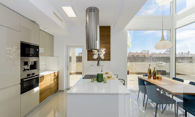 For sale of villa in Rojales