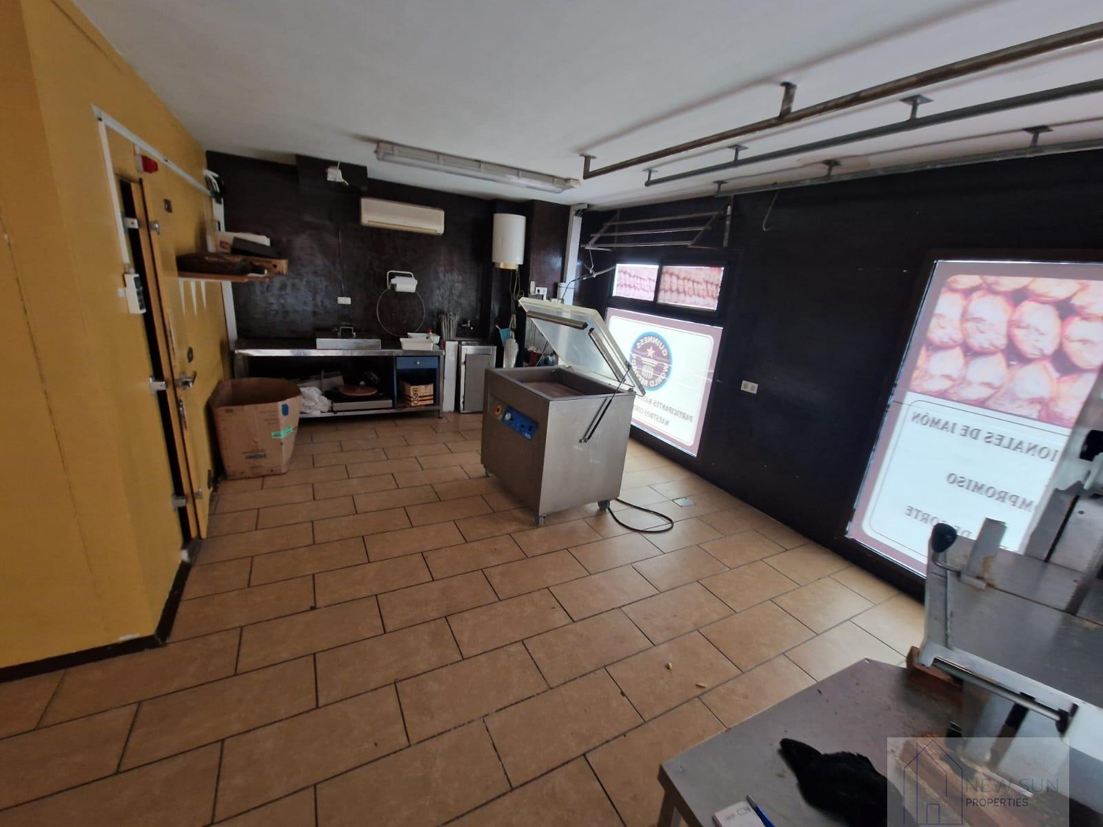 Venta de local en Torrevieja