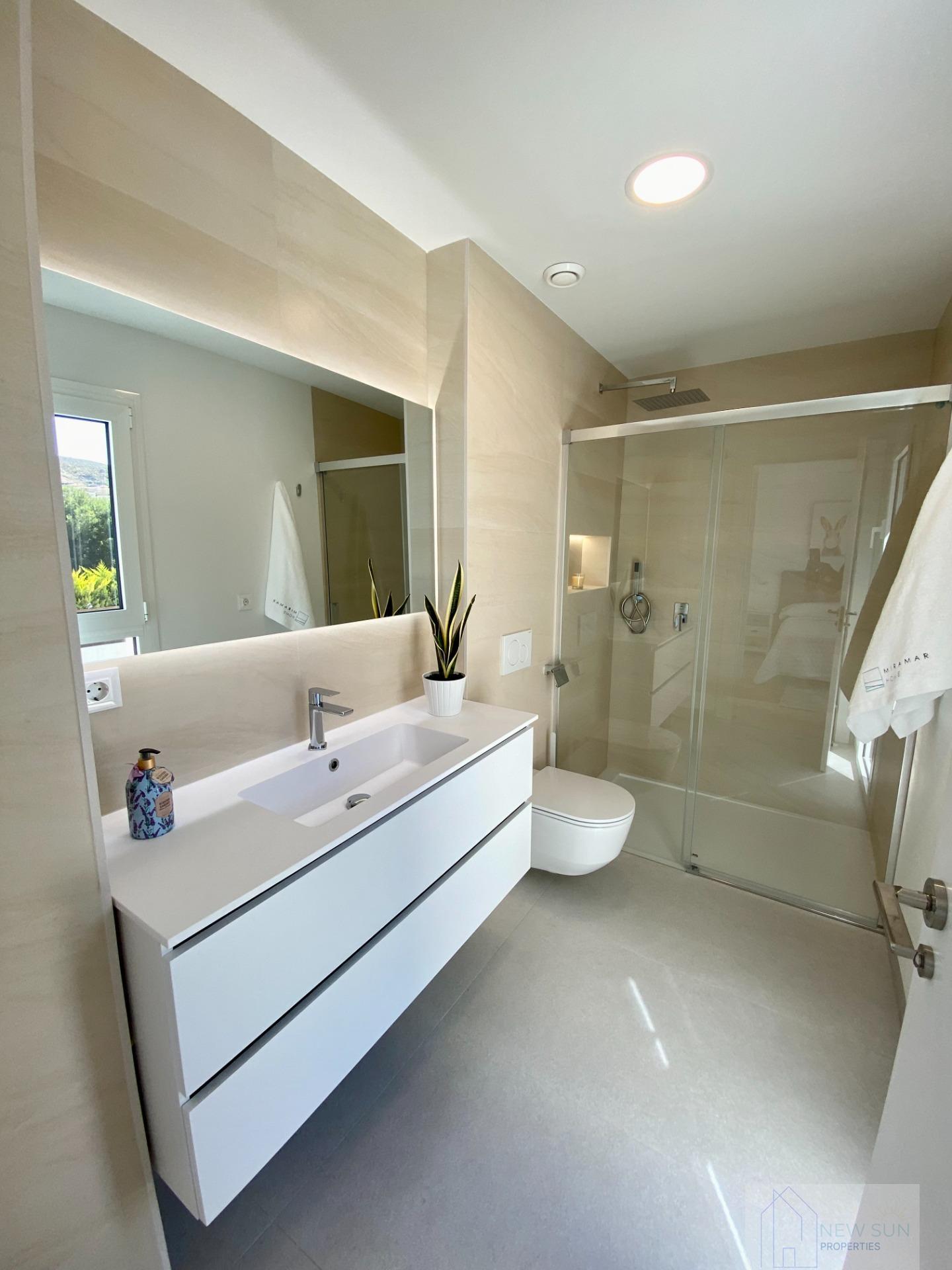 For sale of villa in Finestrat