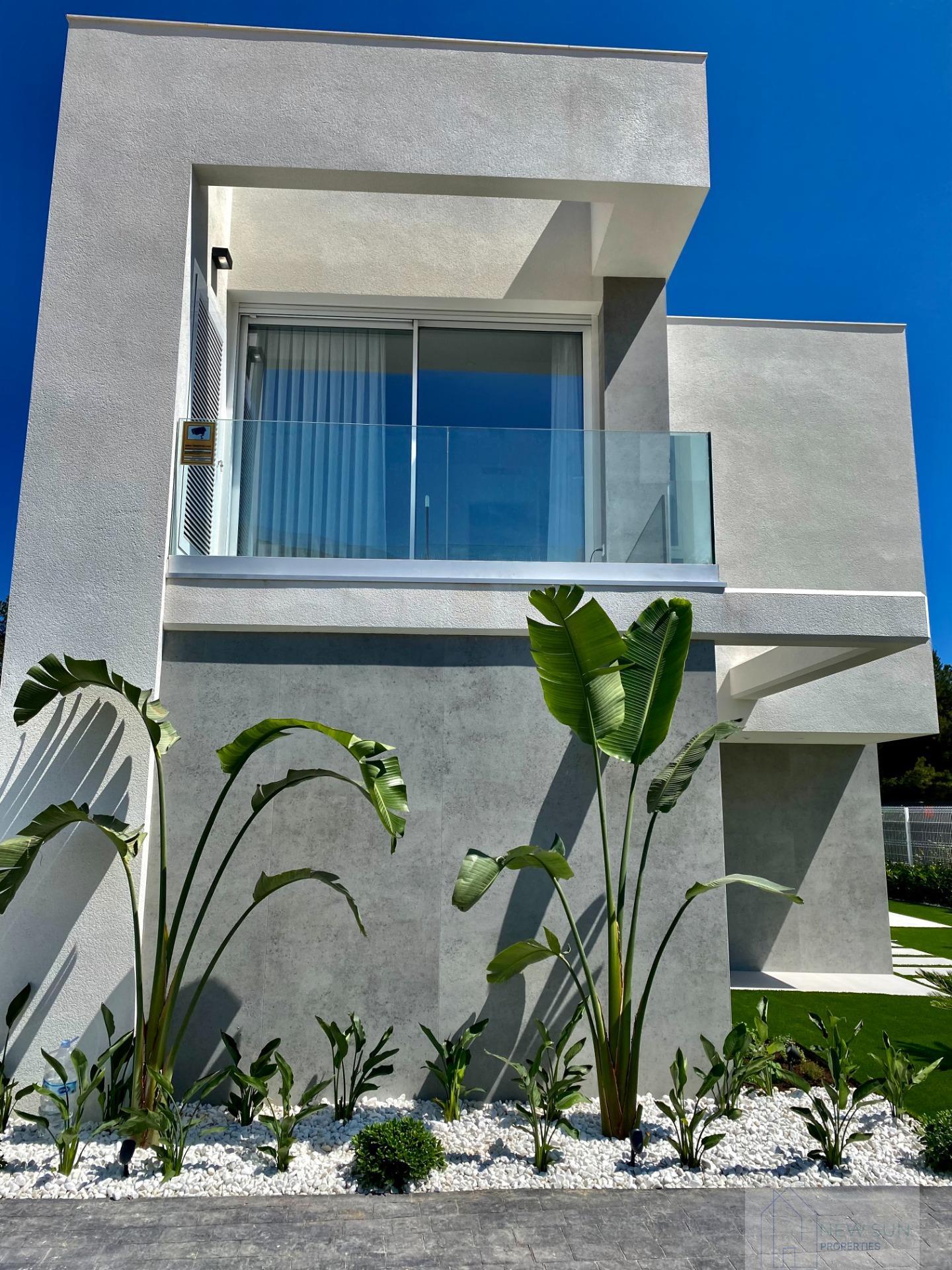 For sale of villa in Finestrat