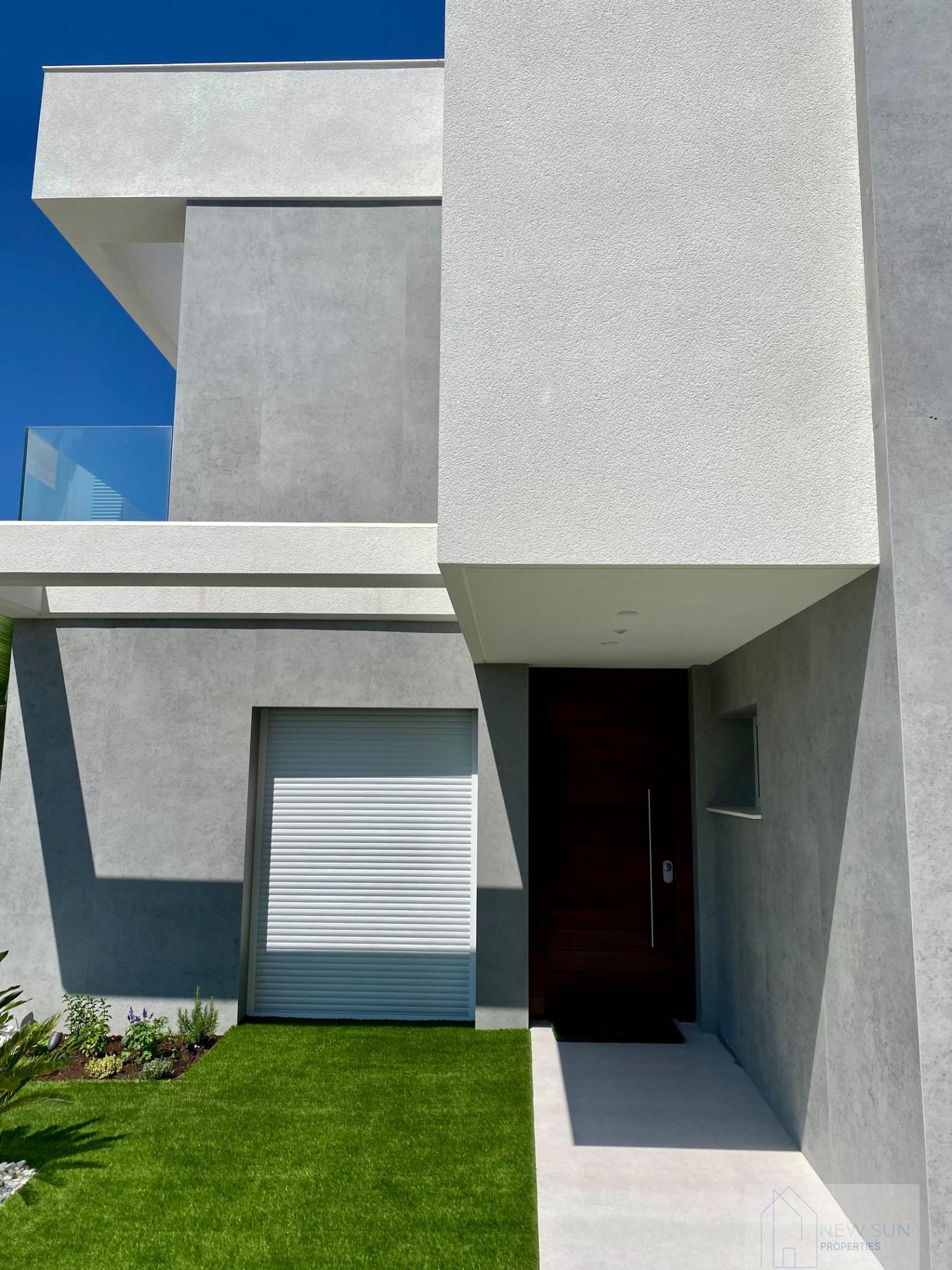 For sale of villa in Finestrat