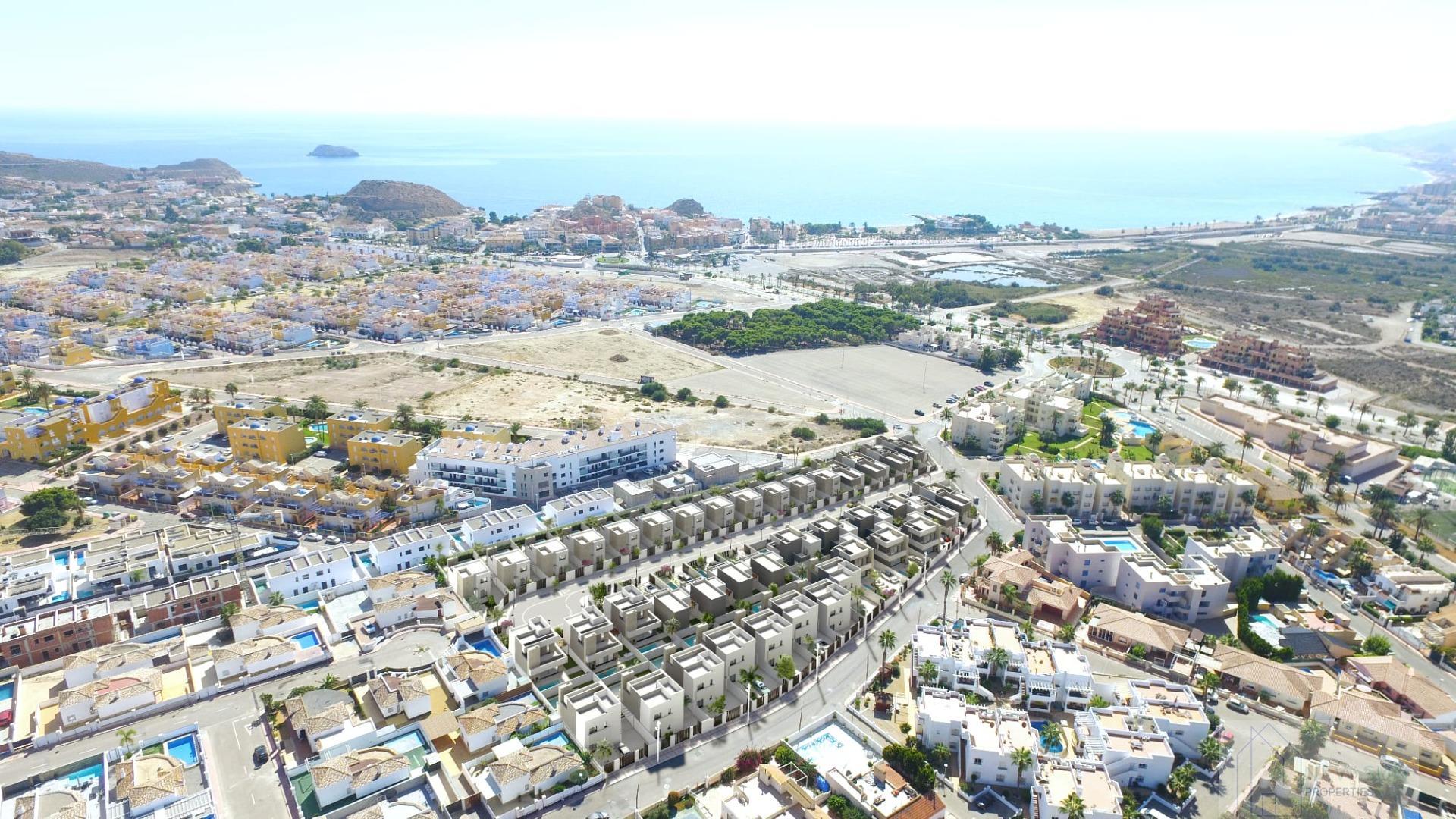 For sale of villa in San Juan de los Terreros