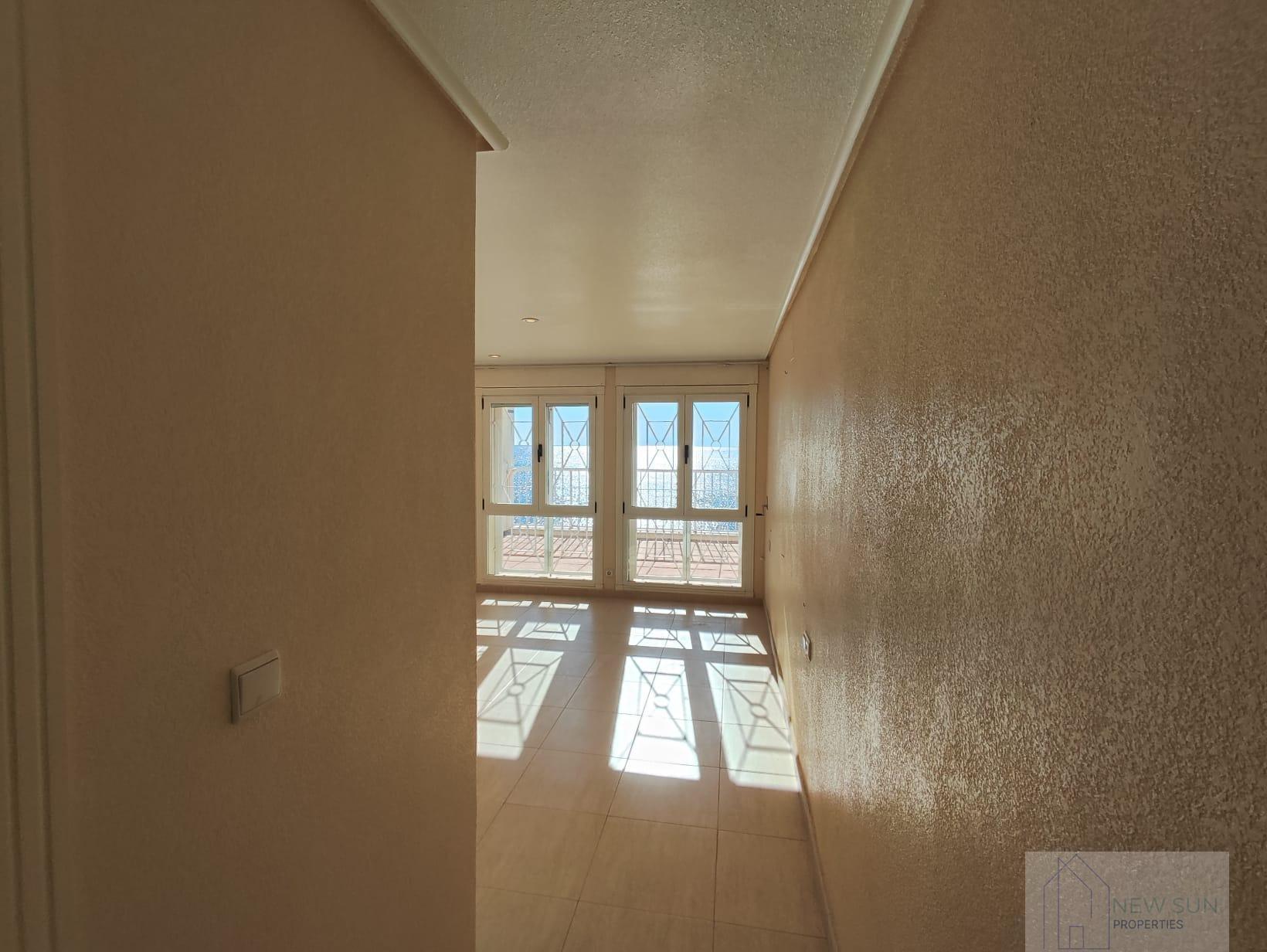 For sale of penthouse in Torrevieja