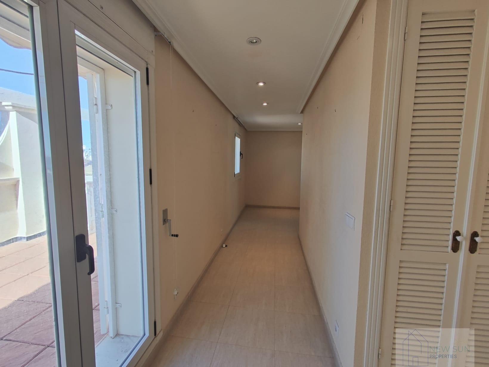 For sale of penthouse in Torrevieja