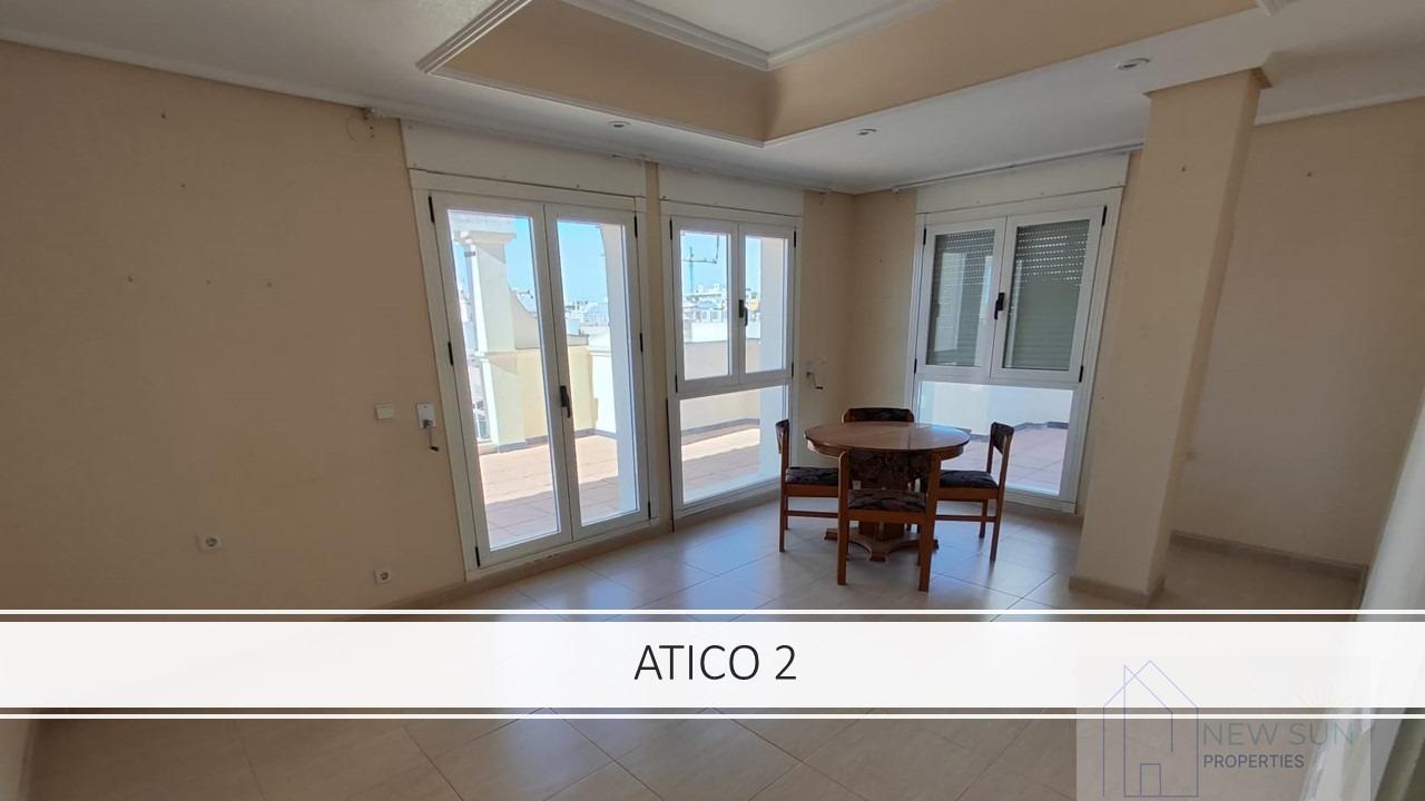 For sale of penthouse in Torrevieja