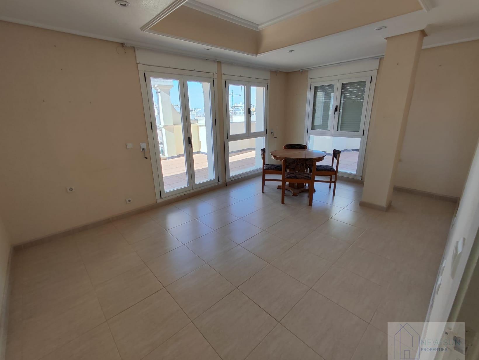 For sale of penthouse in Torrevieja