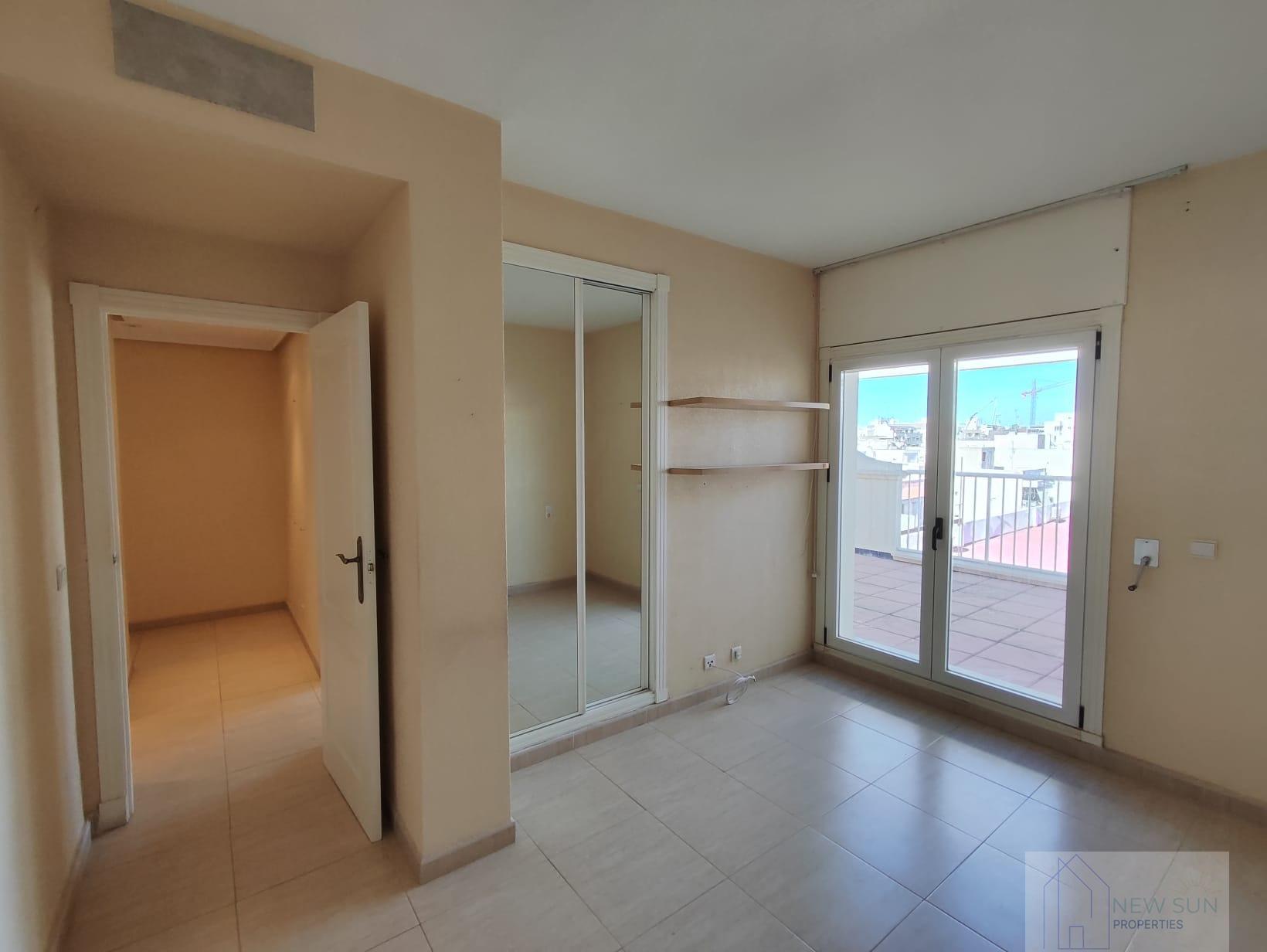 For sale of penthouse in Torrevieja