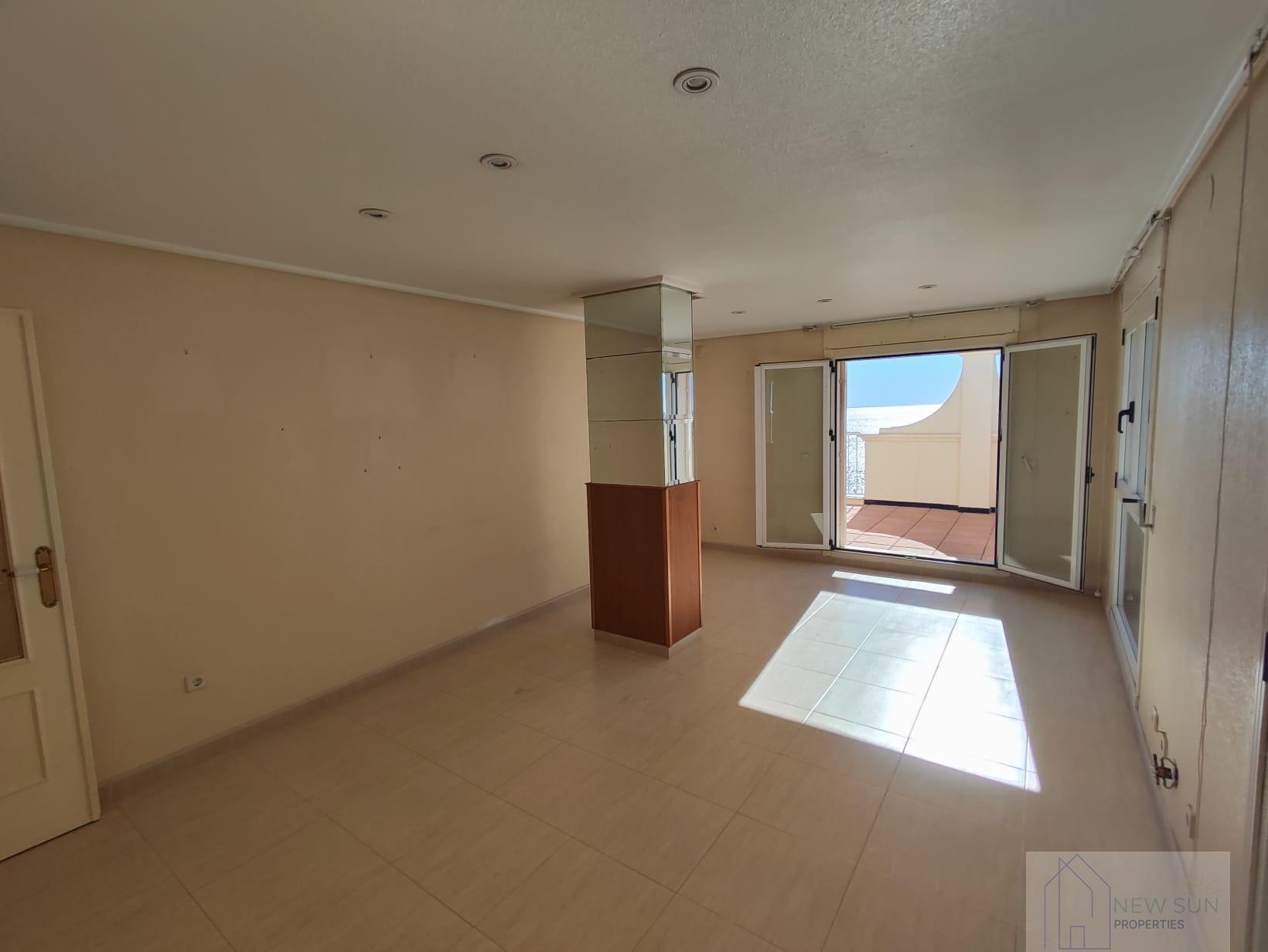 For sale of penthouse in Torrevieja